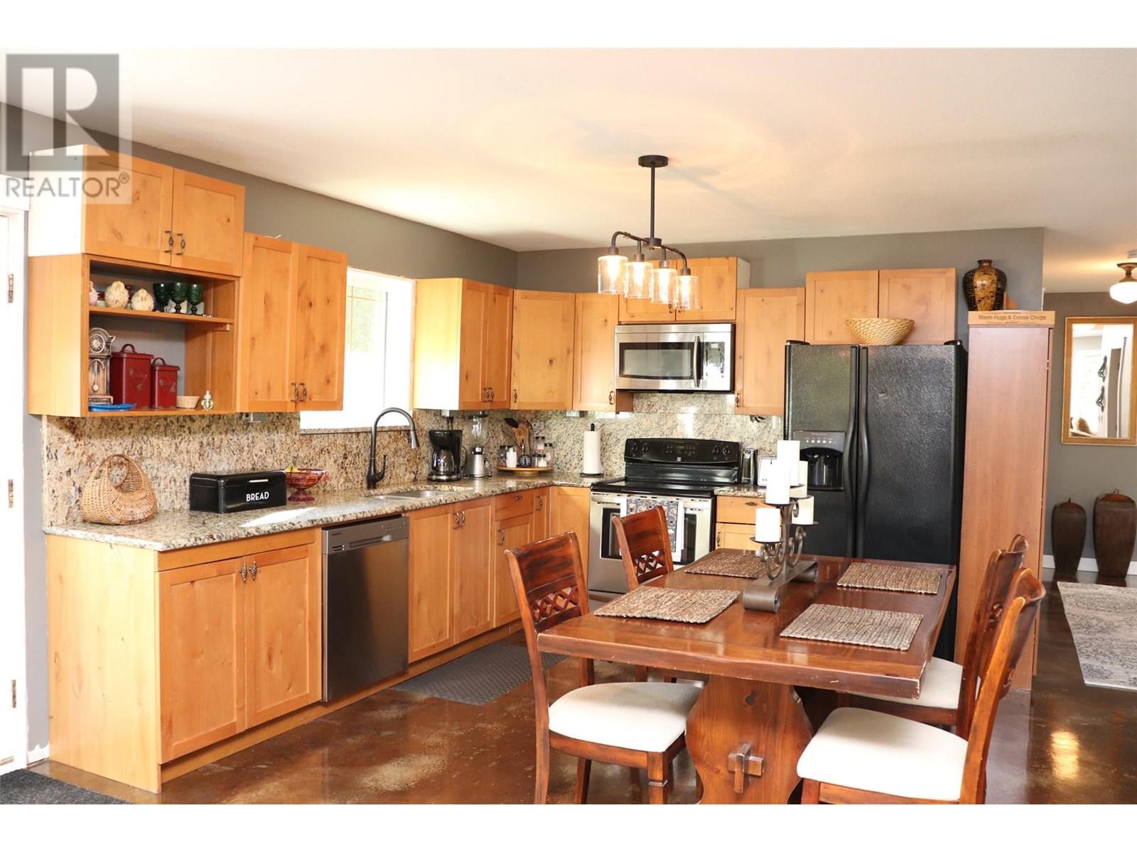 2053 Harris Road, Cranbrook, British Columbia  V1C 6V3 - Photo 7 - 10351793