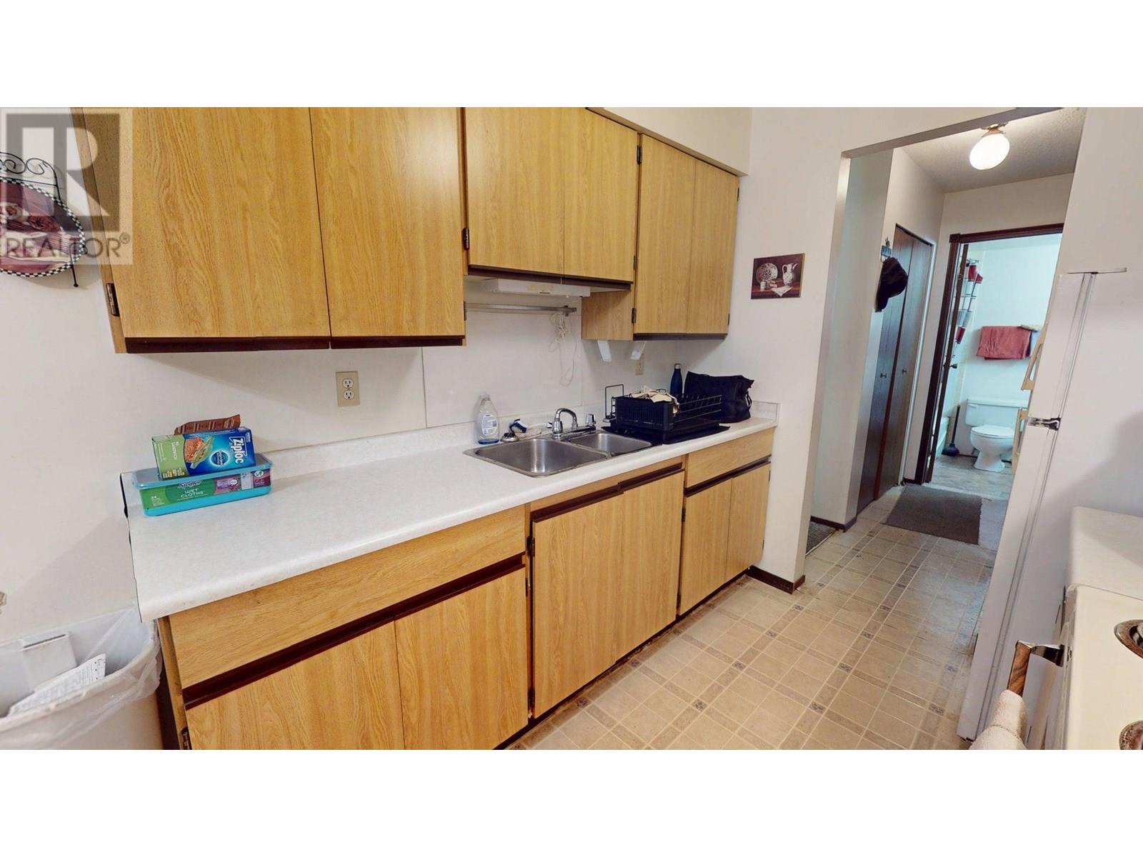 775 Balmer Crescent Unit# 105, Elkford, British Columbia  V0B 1H0 - Photo 6 - 10351704