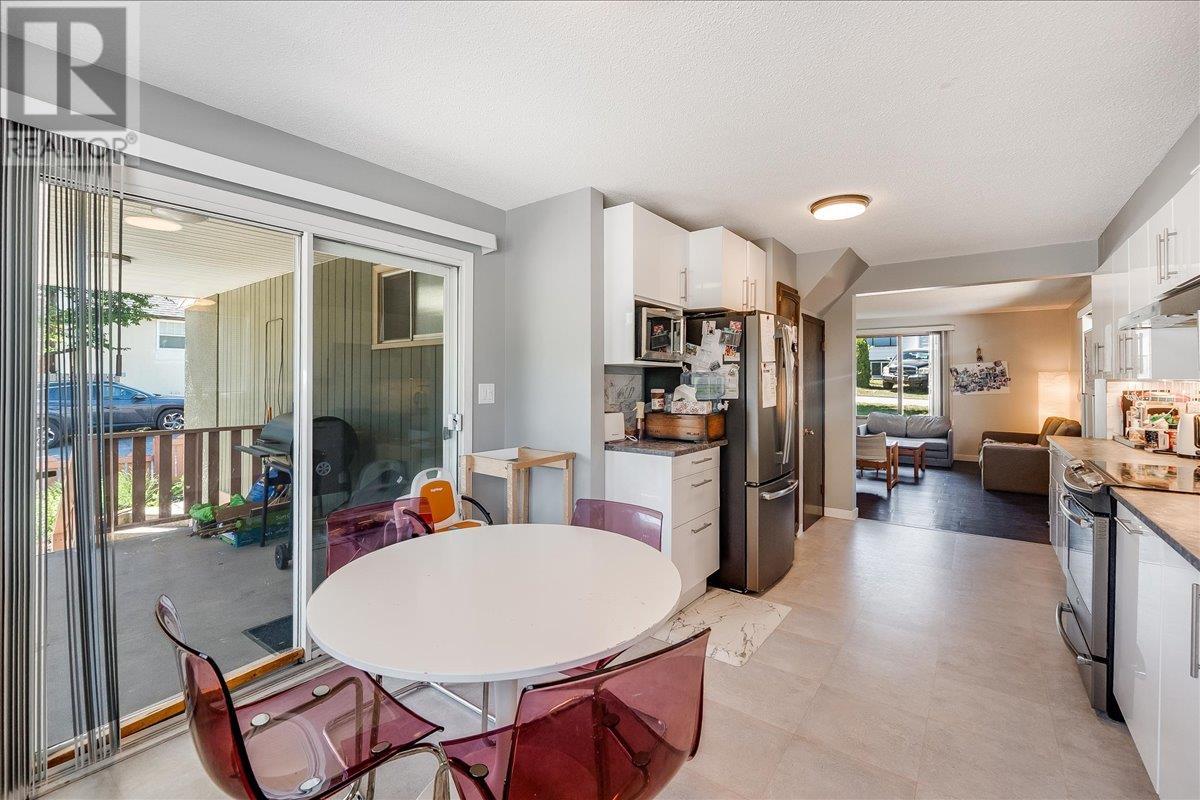 798 Kipling Street, Warfield, British Columbia  V1R 2A4 - Photo 19 - 10351473