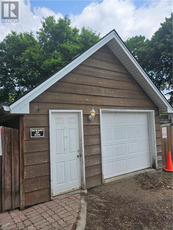 Property at 94 CEDAR Street image 5