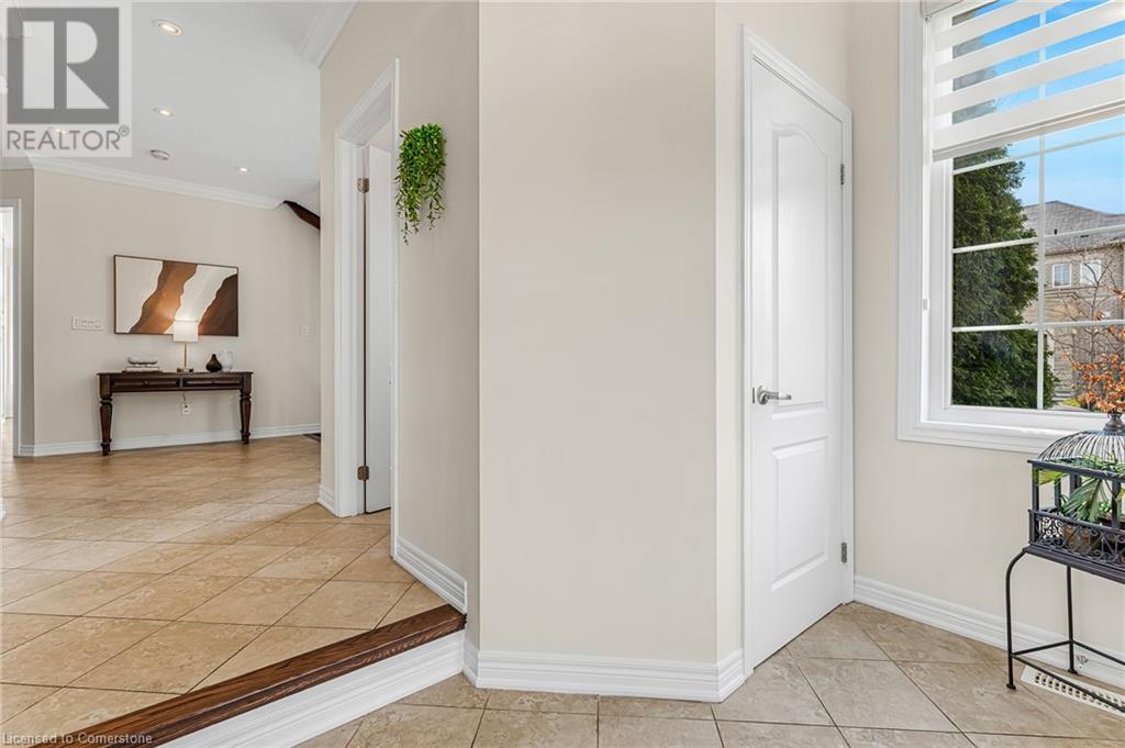 3308 Granite Gate, Burlington, Ontario  L7M 0L7 - Photo 5 - 40740083