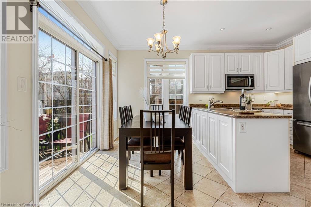 3308 Granite Gate, Burlington, Ontario  L7M 0L7 - Photo 17 - 40740083
