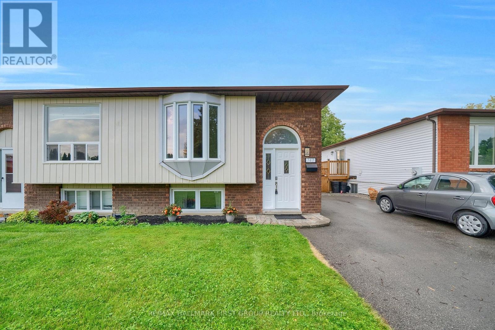 747 CRICKLEWOOD DRIVE, Oshawa, Ontario