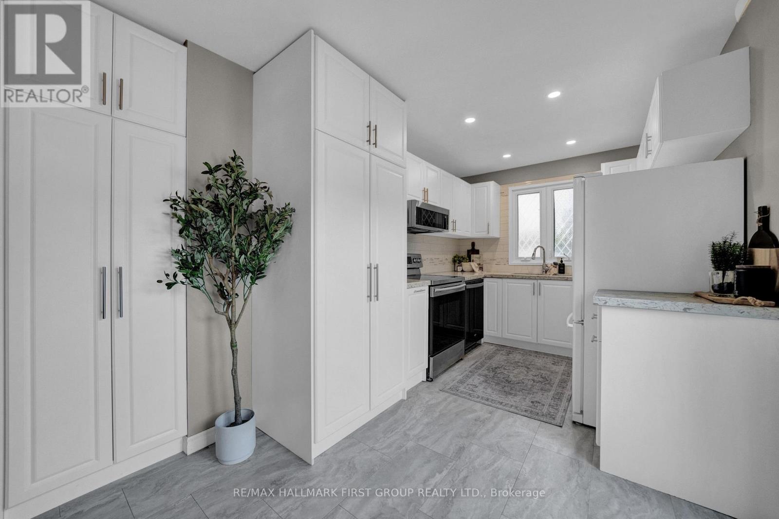 747 Cricklewood Drive, Oshawa, Ontario  L1K 1R5 - Photo 14 - E12212415