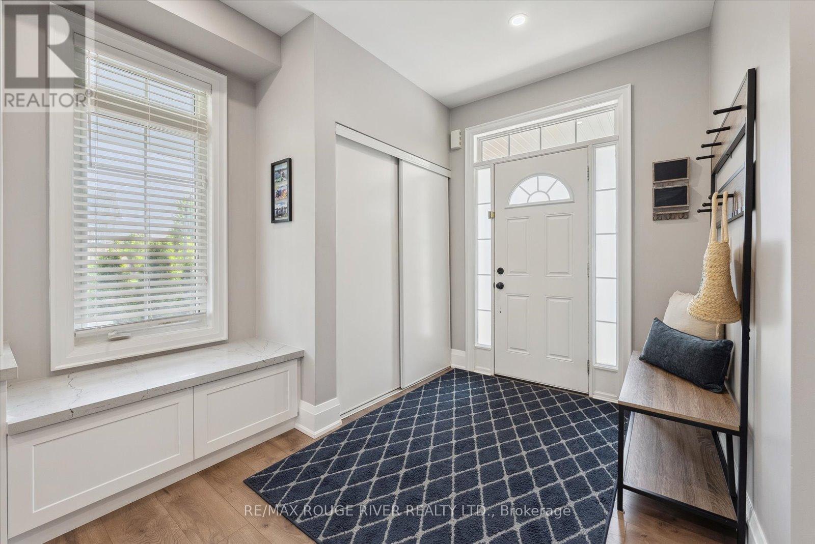 110 Honeyman Drive, Clarington, Ontario  L1C 0J2 - Photo 3 - E12212537