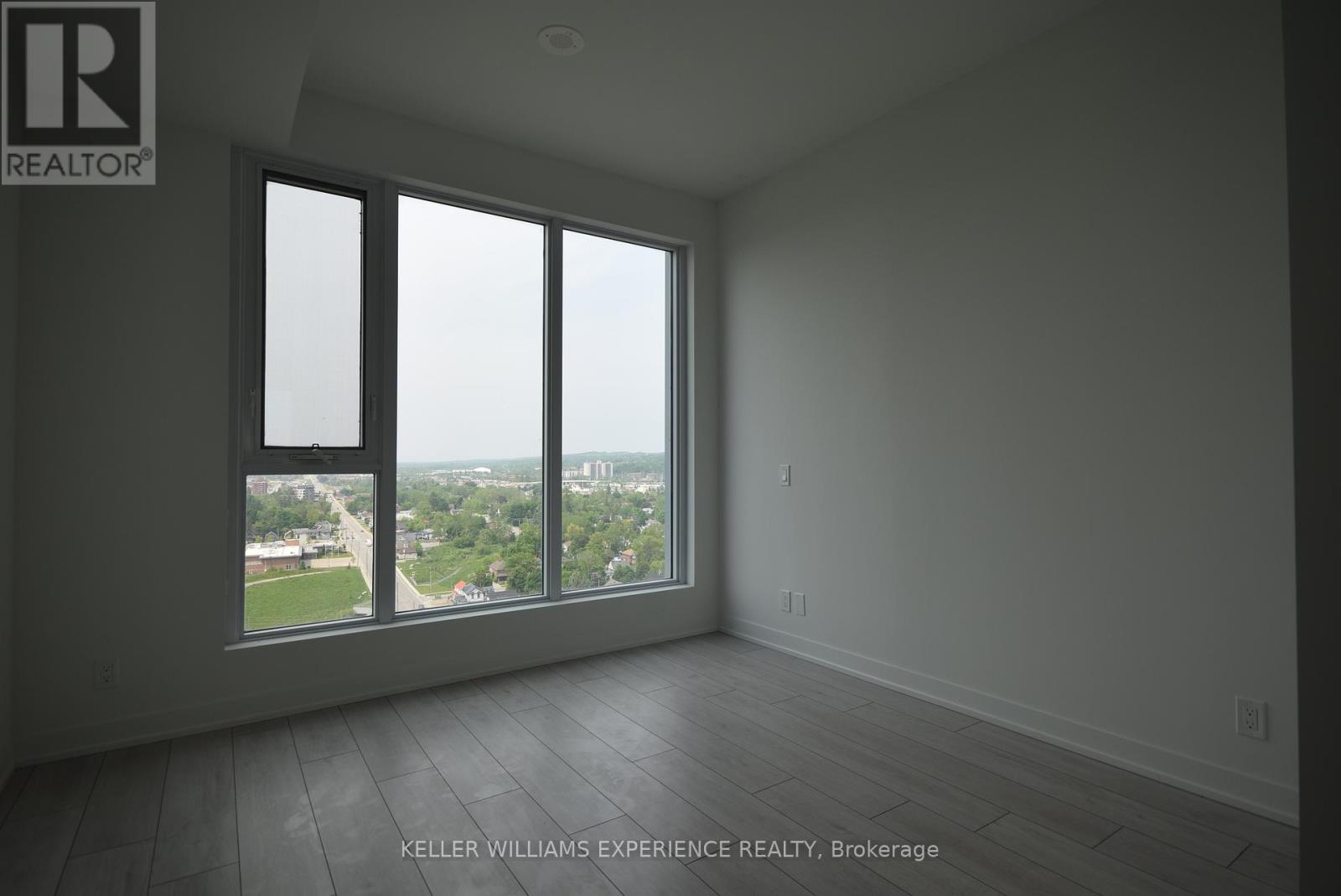 1901 - 39 Mary Street, Barrie, Ontario  L4N 1S9 - Photo 12 - S12204371