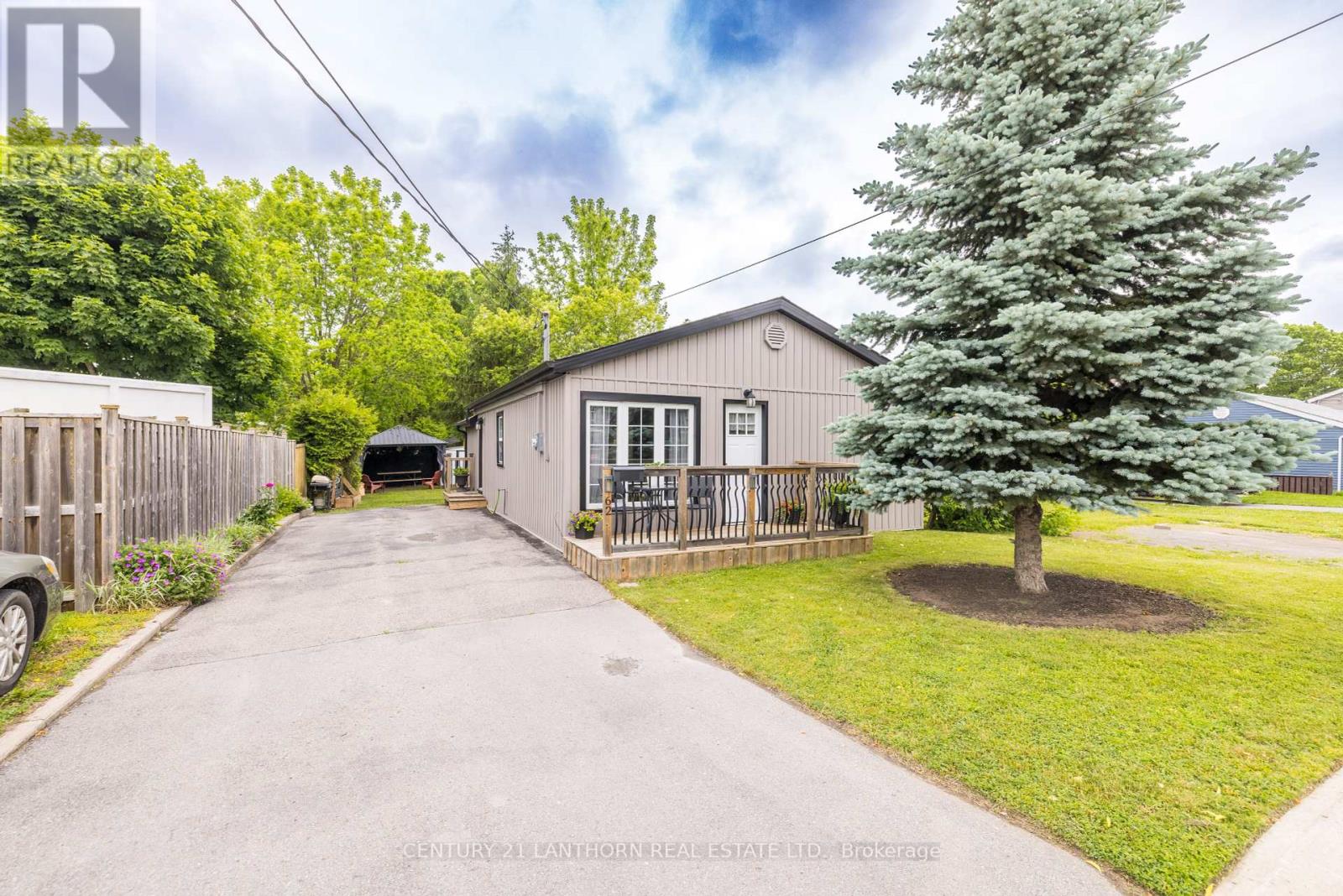 62 GEORGE STREET, Quinte West, Ontario