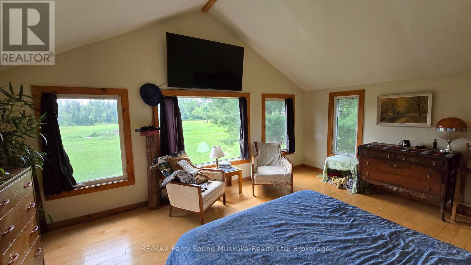 308 King Lake Road, Machar, Ontario  P0A 1X0 - Photo 10 - X12212403