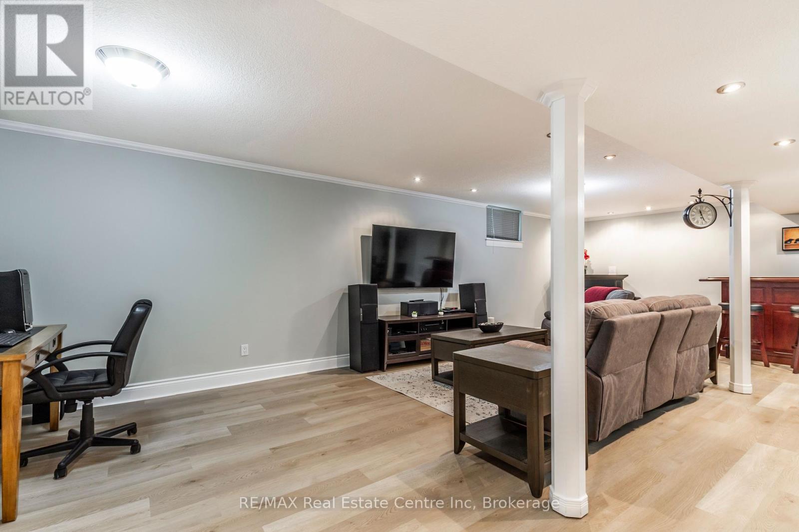 211 Hadati Road N, Guelph (Grange Road), Ontario  N1E 6N4 - Photo 26 - X12212407