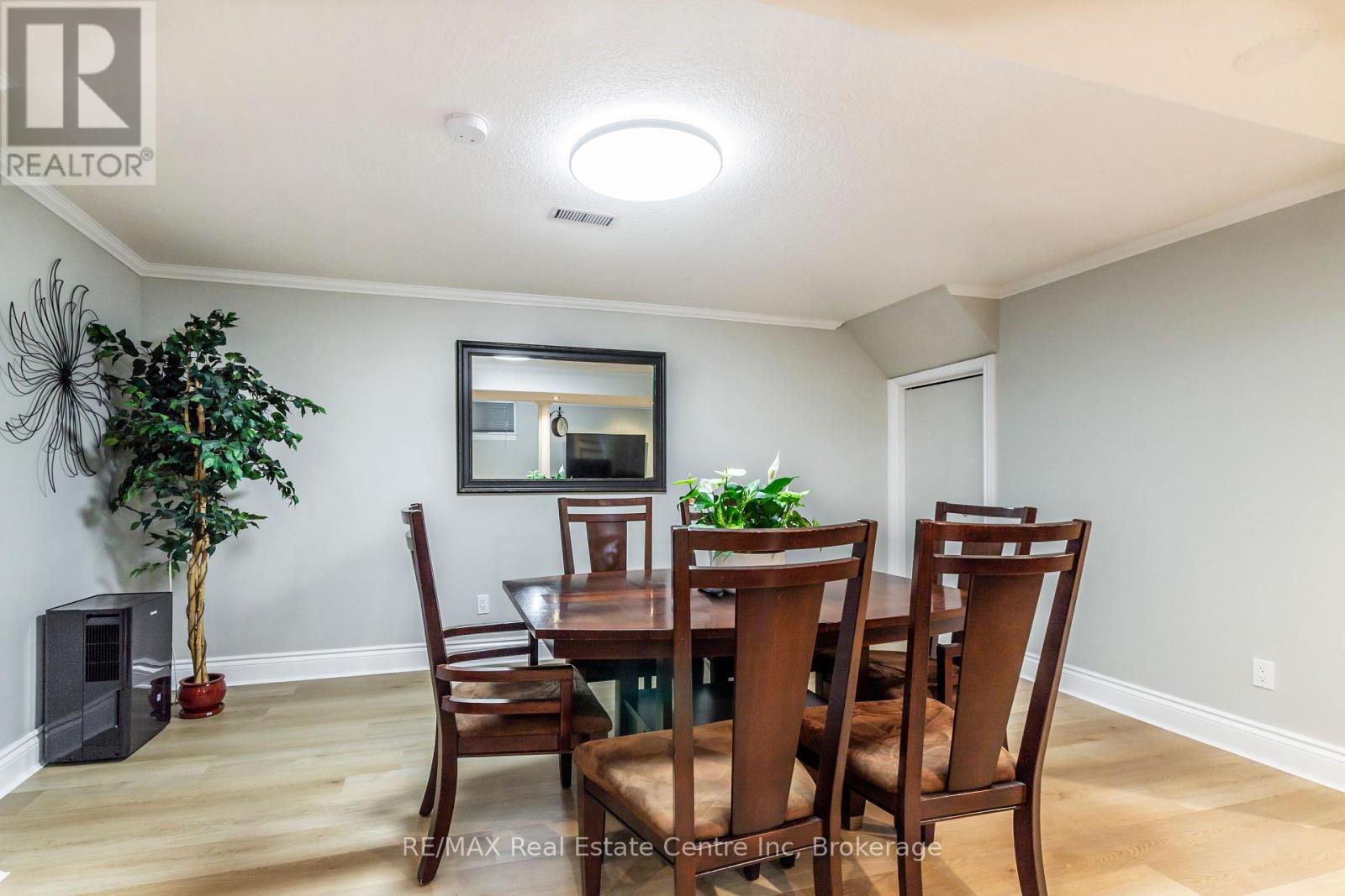 211 Hadati Road N, Guelph (Grange Road), Ontario  N1E 6N4 - Photo 28 - X12212407