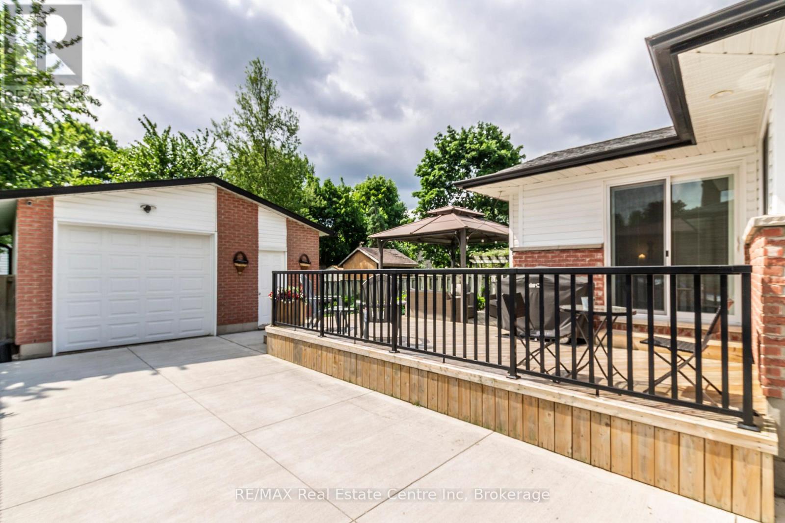 211 Hadati Road N, Guelph (Grange Road), Ontario  N1E 6N4 - Photo 38 - X12212407