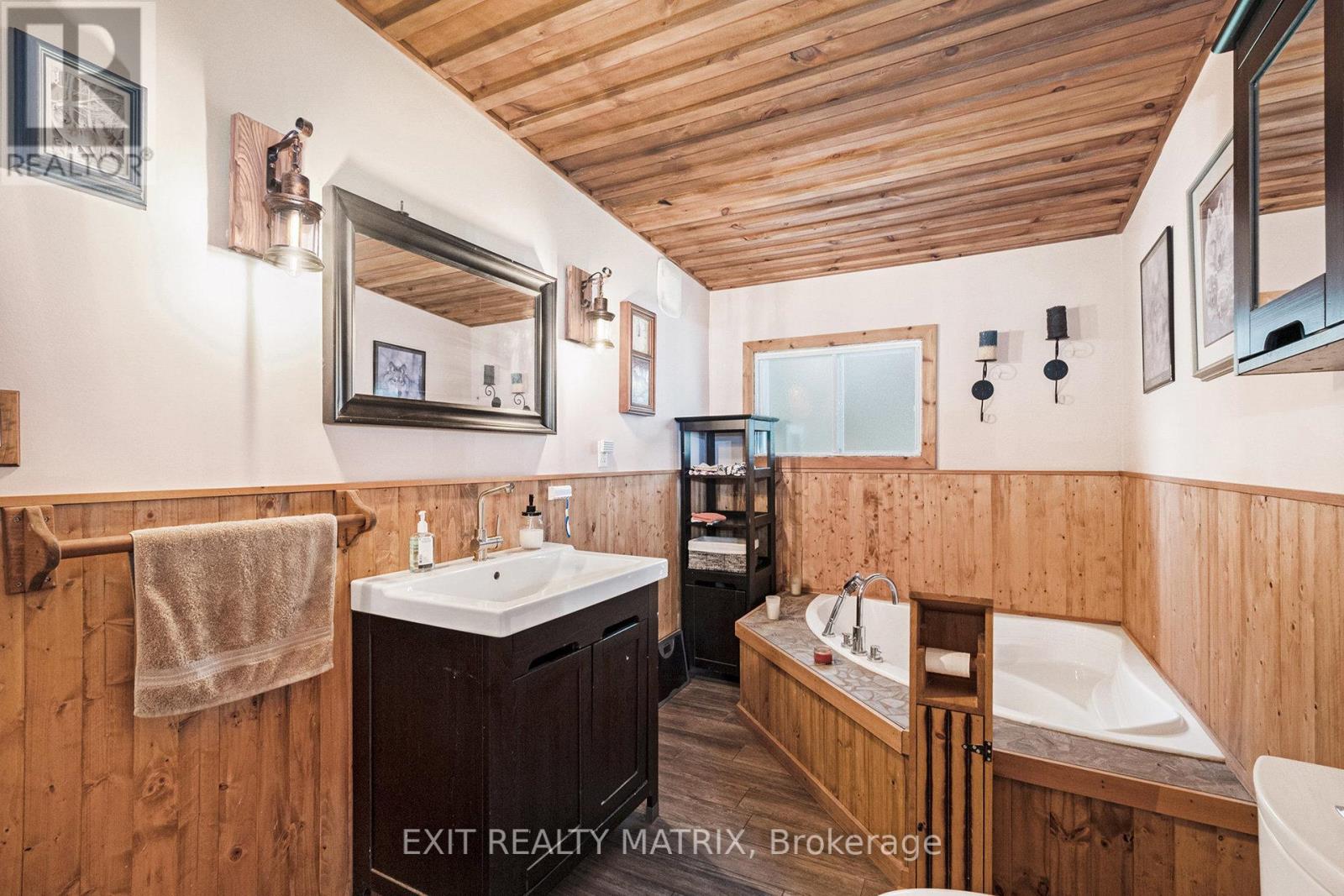 4866 County Road 17 Road, Alfred And Plantagenet, Ontario  K0B 1A0 - Photo 17 - X12212475