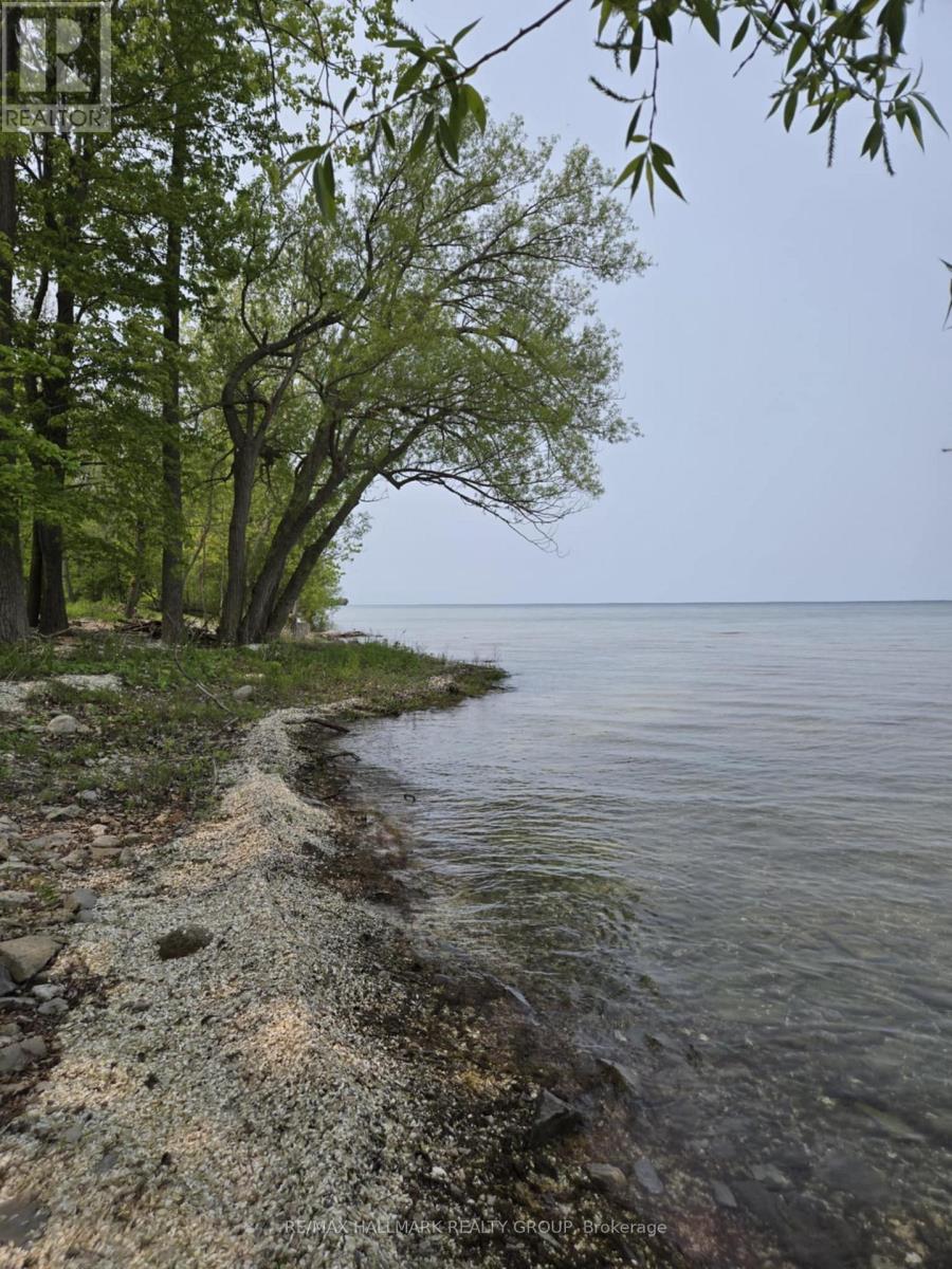 266 Easy Lane, Frontenac Islands, Ontario  K0H 2Y0 - Photo 3 - X12212491