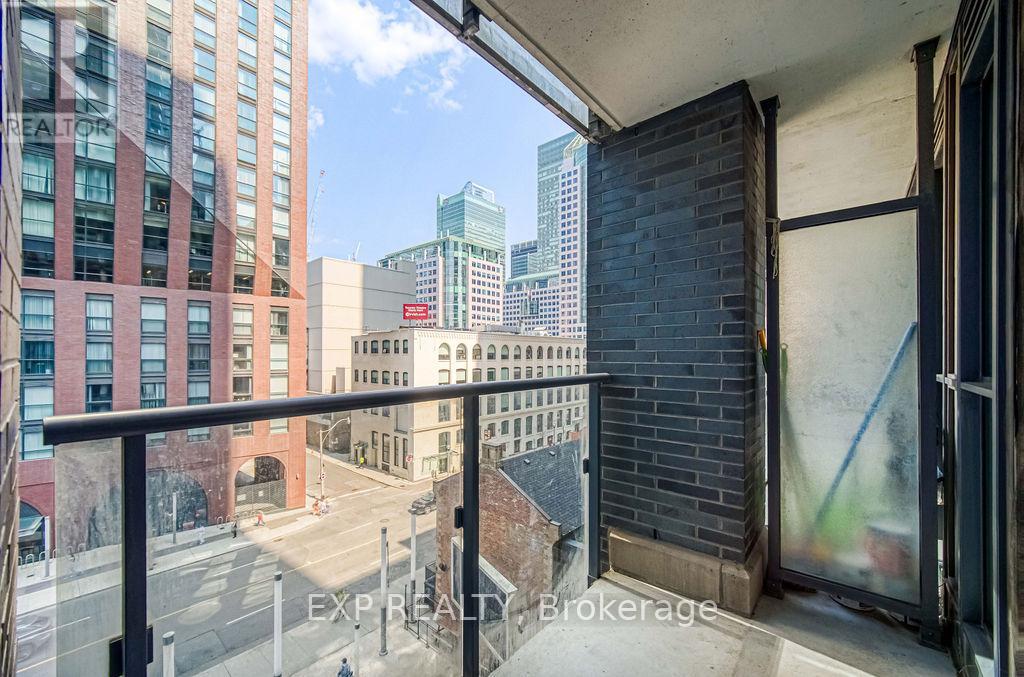 510 - 295 Adelaide Street W, Toronto (Waterfront Communities), Ontario  M5V 0L4 - Photo 34 - C12212250