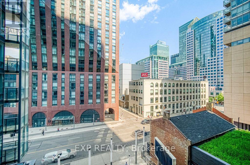 510 - 295 Adelaide Street W, Toronto (Waterfront Communities), Ontario  M5V 0L4 - Photo 36 - C12212250
