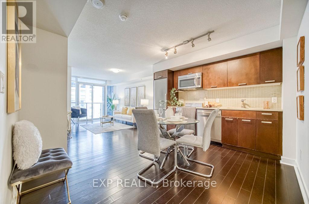 510 - 295 Adelaide Street W, Toronto (Waterfront Communities), Ontario  M5V 0L4 - Photo 5 - C12212250