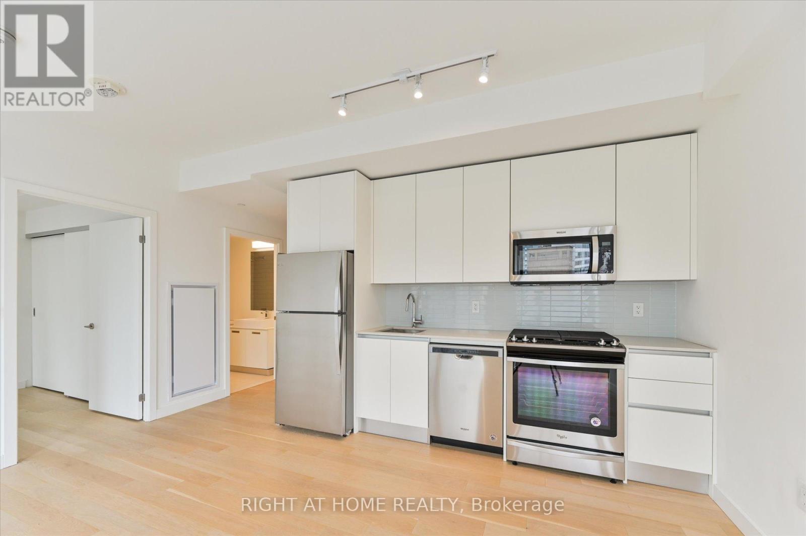 2205 - 2a Church Street, Toronto (Waterfront Communities), Ontario  M5E 0E1 - Photo 15 - C12212275