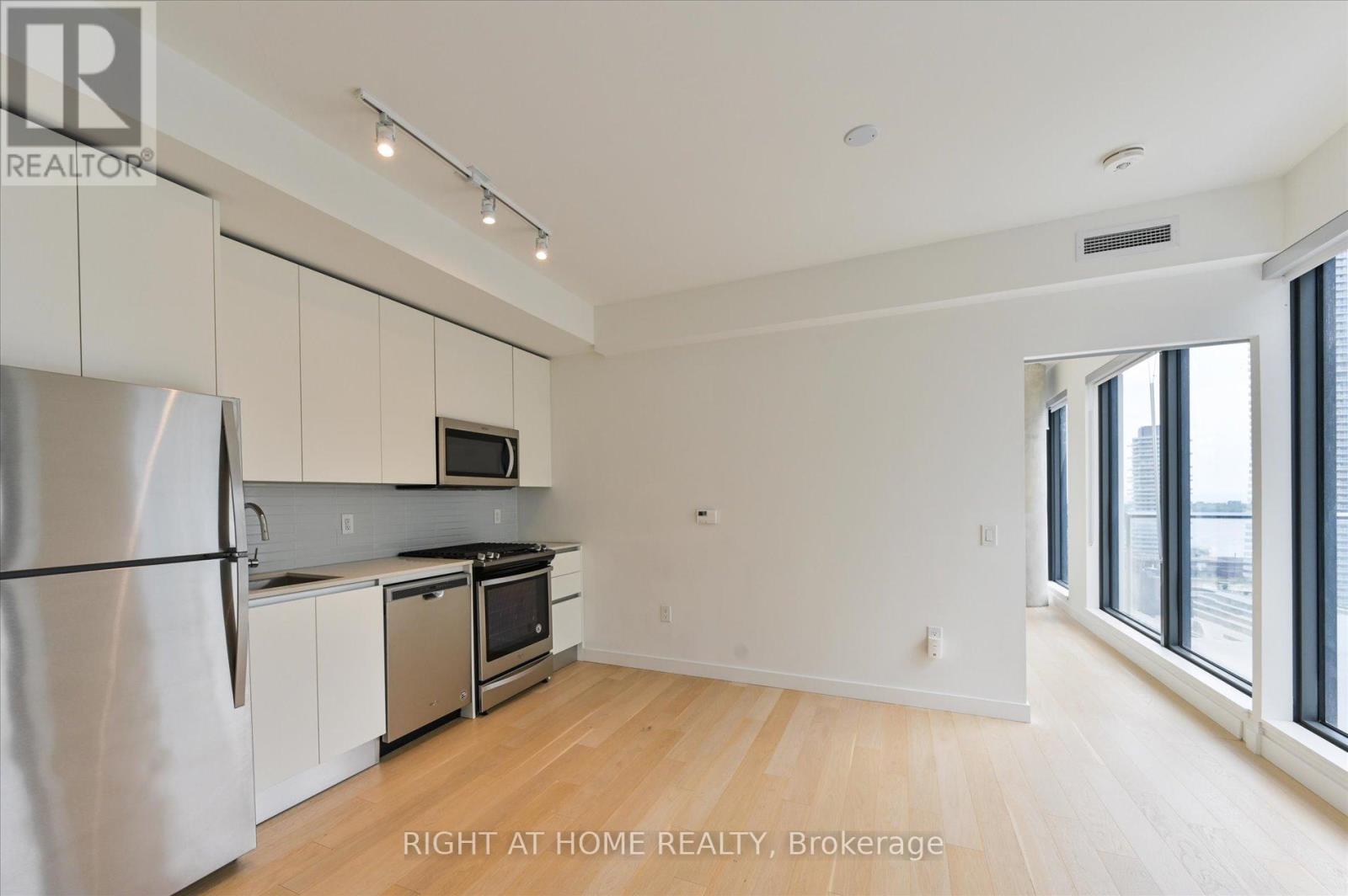 2205 - 2a Church Street, Toronto (Waterfront Communities), Ontario  M5E 0E1 - Photo 16 - C12212275