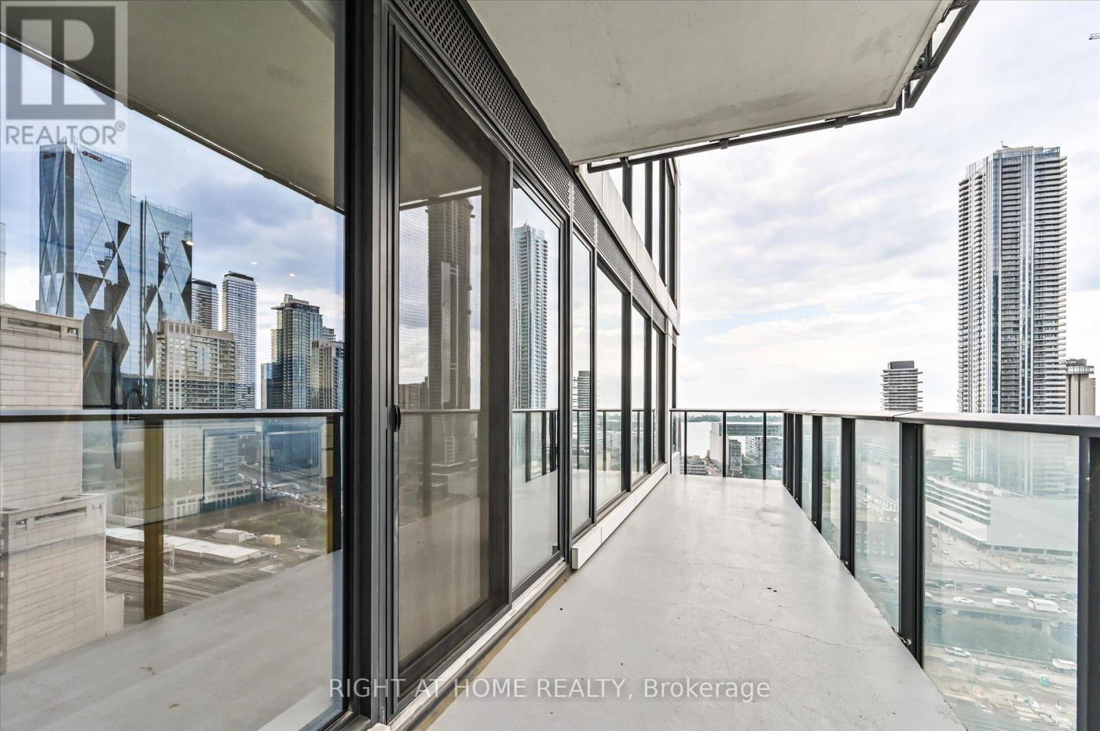 2205 - 2a Church Street, Toronto (Waterfront Communities), Ontario  M5E 0E1 - Photo 24 - C12212275