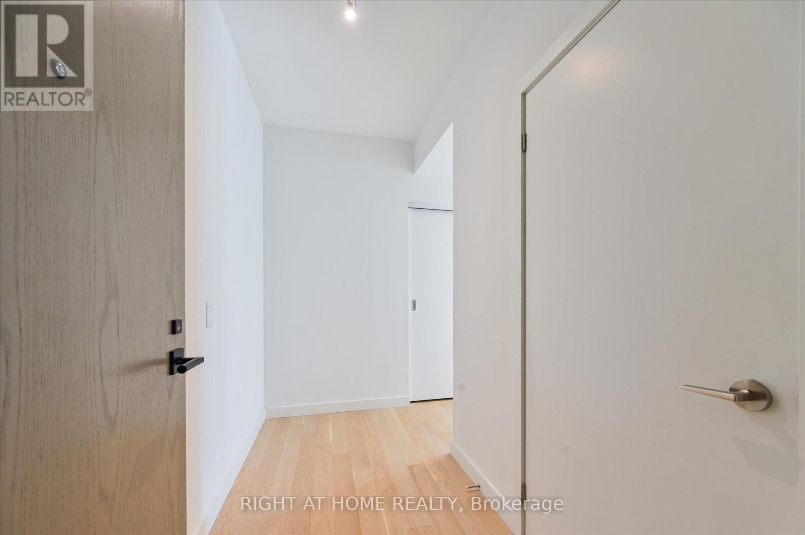 2205 - 2a Church Street, Toronto (Waterfront Communities), Ontario  M5E 0E1 - Photo 8 - C12212275