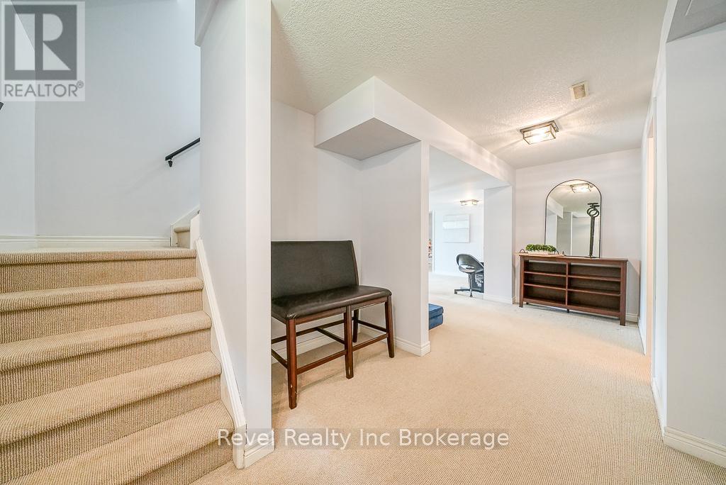 174 Kingfisher Avenue, Woodstock, Ontario  N4T 1T6 - Photo 31 - X12212542