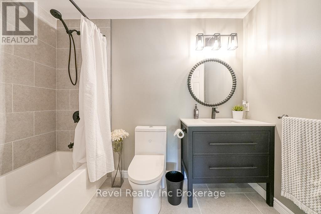 174 Kingfisher Avenue, Woodstock, Ontario  N4T 1T6 - Photo 32 - X12212542