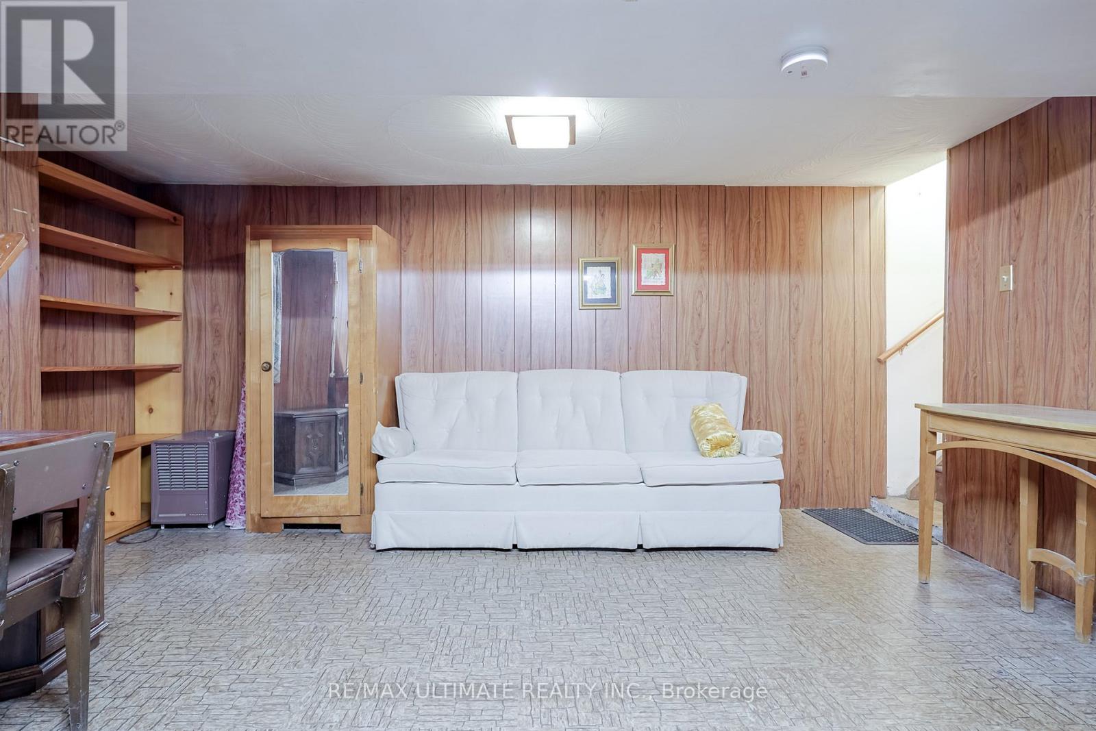8 Doncaster Avenue, Toronto, Ontario  M4C 1Y5 - Photo 28 - E12212256