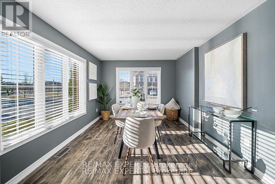 9 Carpendale Crescent, Ajax (Northeast Ajax), Ontario  L1Z 2B6 - Photo 7 - E12212323