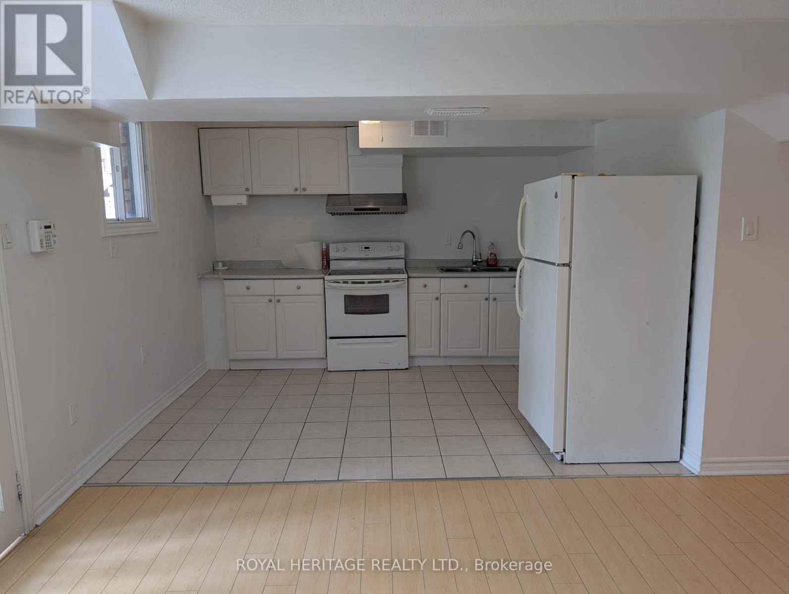 Basement - 1565 Somergrove Crescent, Pickering, Ontario  L1X 2J5 - Photo 3 - E12212328