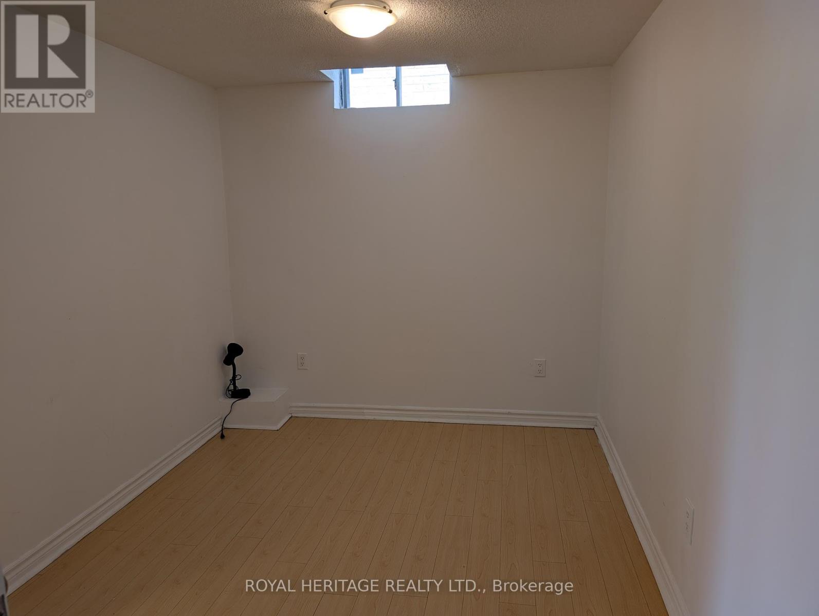 Basement - 1565 Somergrove Crescent, Pickering, Ontario  L1X 2J5 - Photo 8 - E12212328