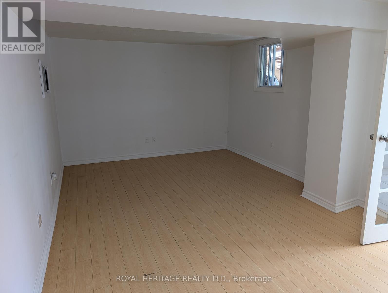 Basement - 1565 Somergrove Crescent, Pickering, Ontario  L1X 2J5 - Photo 9 - E12212328