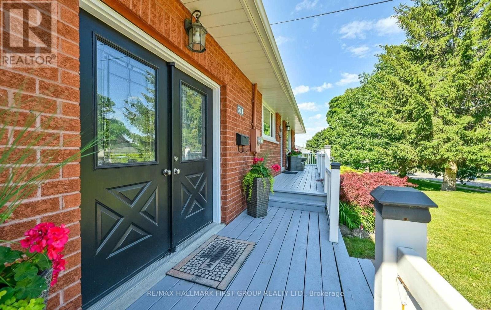 311 Frederick Street, Whitby, Ontario  L1N 3T5 - Photo 4 - E12212334