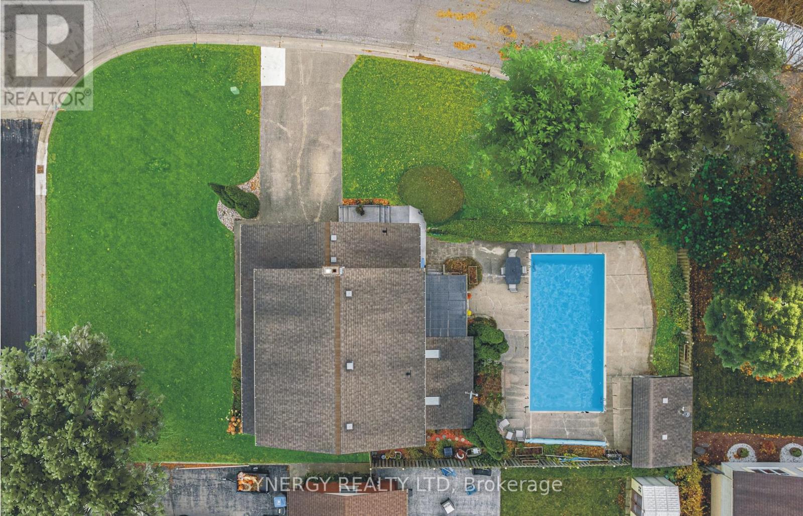 208 Lamore Crescent, Strathroy-Caradoc, Ontario  N7G 2C1 - Photo 3 - X12086518