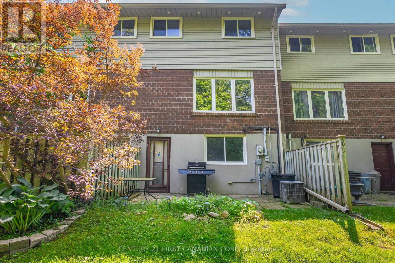 13 - 591 Griffith Street, London South, Ontario  N6K 2S5 - Photo 37 - X12108481