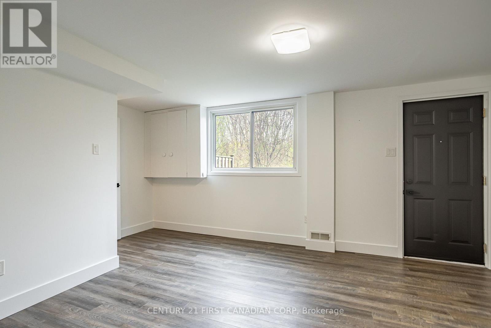 13 - 591 Griffith Street, London South, Ontario  N6K 2S5 - Photo 32 - X12108481