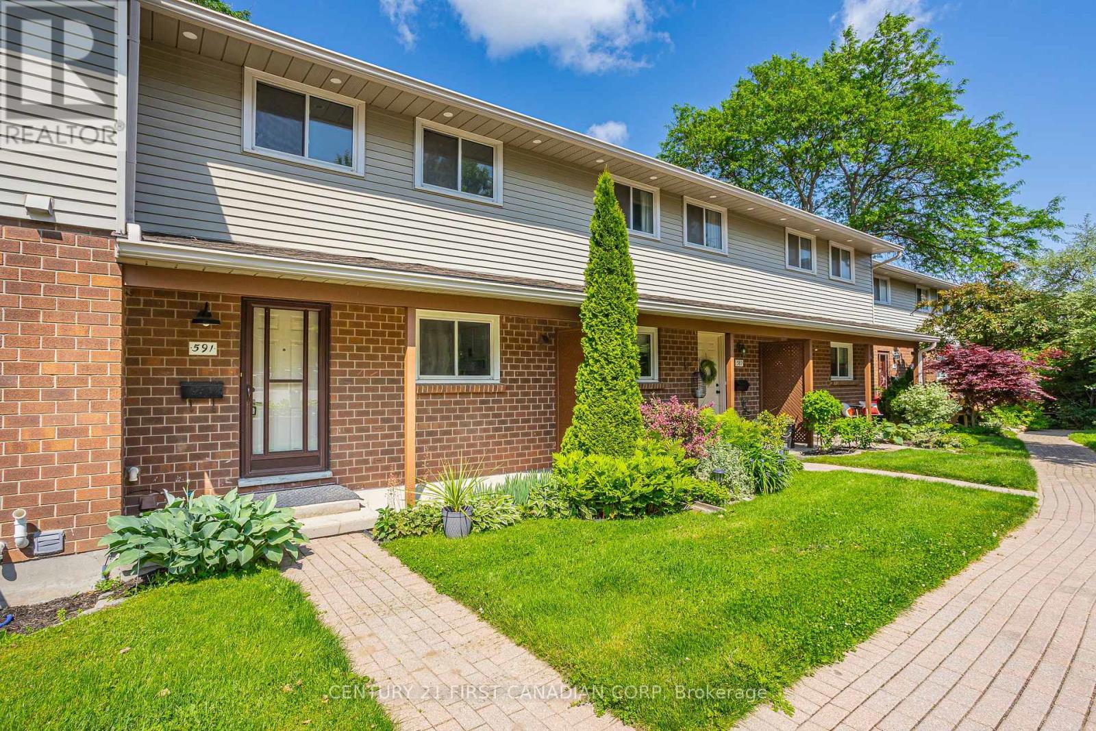 13 - 591 Griffith Street, London South, Ontario  N6K 2S5 - Photo 4 - X12108481