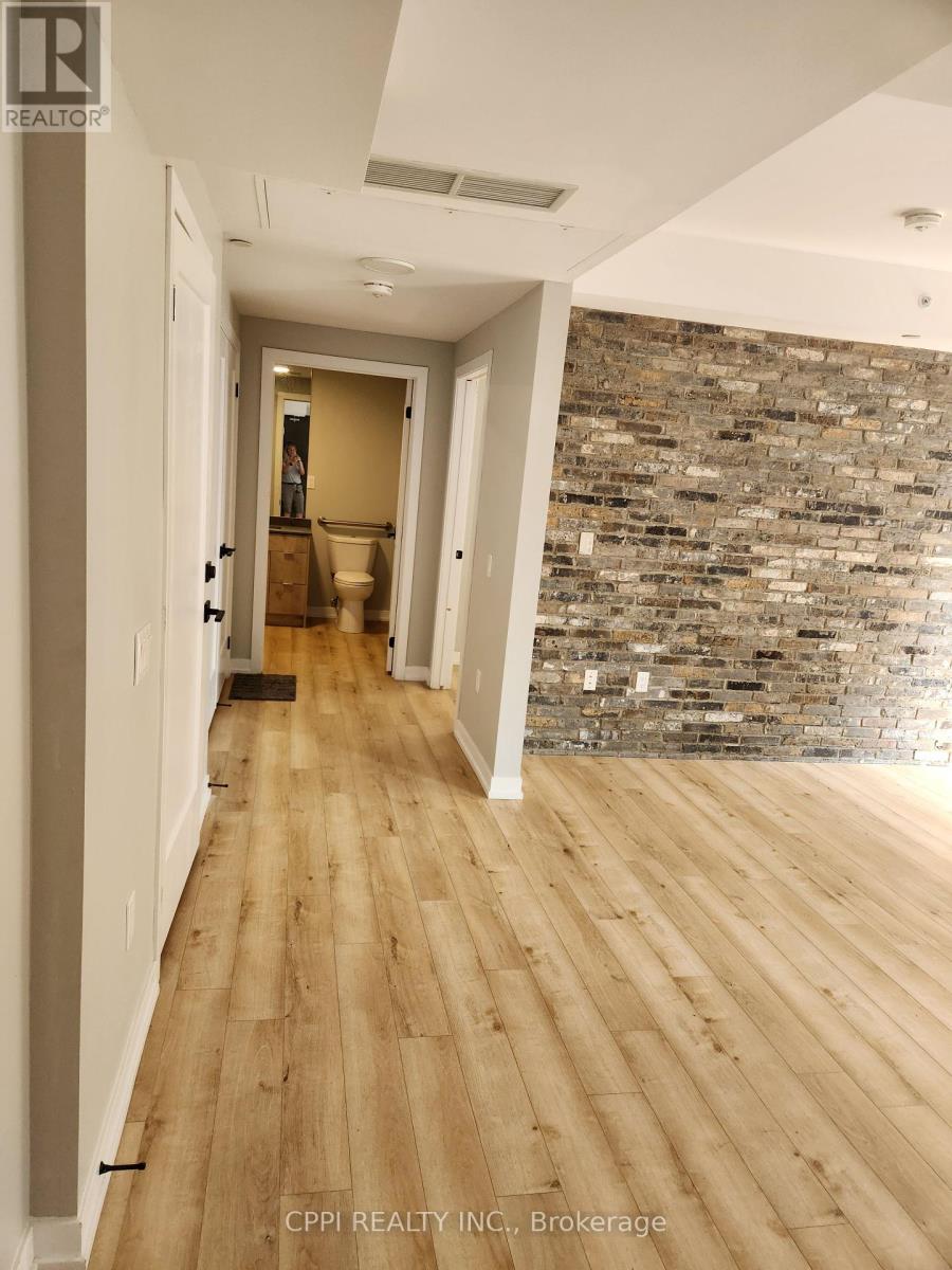 220 - 70 King Street E, Oshawa, Ontario  L1H 0A2 - Photo 5 - E12209573