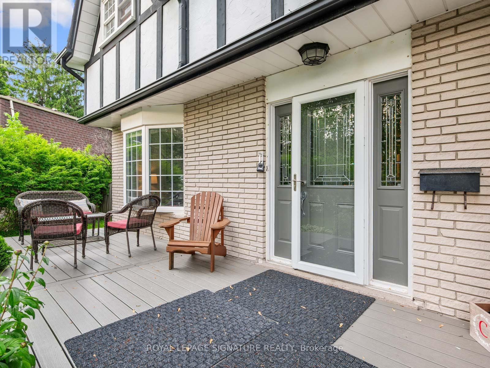 126 Beaverbrook Court, Toronto, Ontario  M1C 3A9 - Photo 4 - E12204599