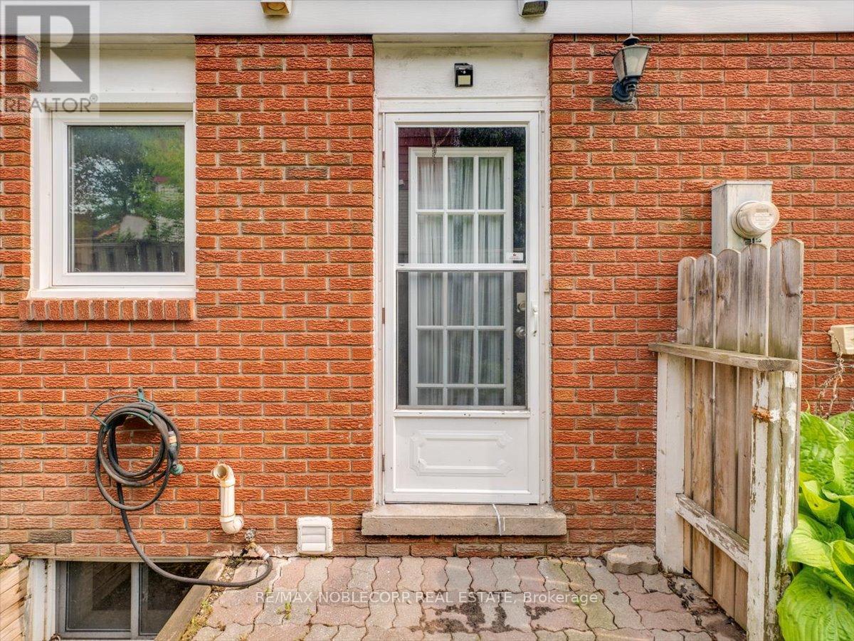 175 Toronto Street, Barrie, Ontario  L4N 1V6 - Photo 27 - S12202990