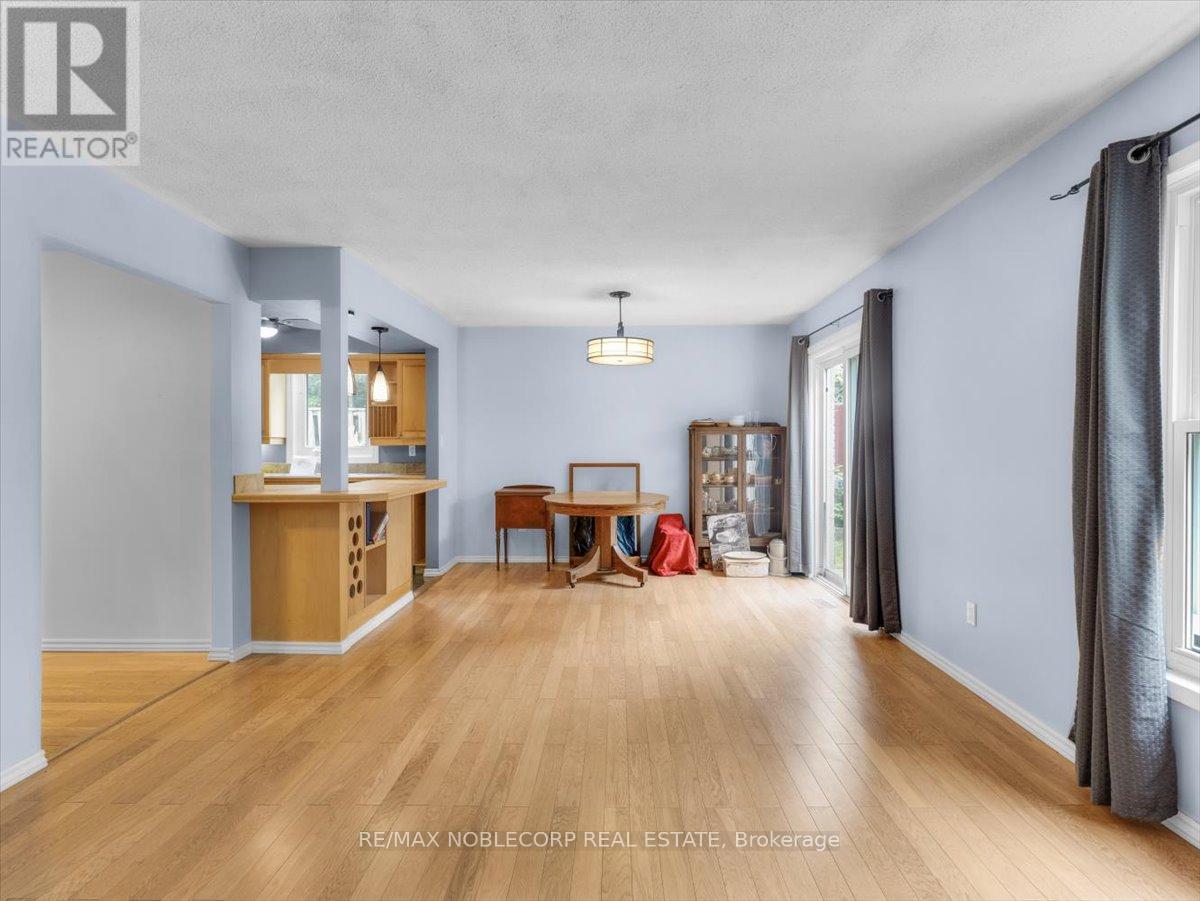 175 Toronto Street, Barrie, Ontario  L4N 1V6 - Photo 7 - S12202990