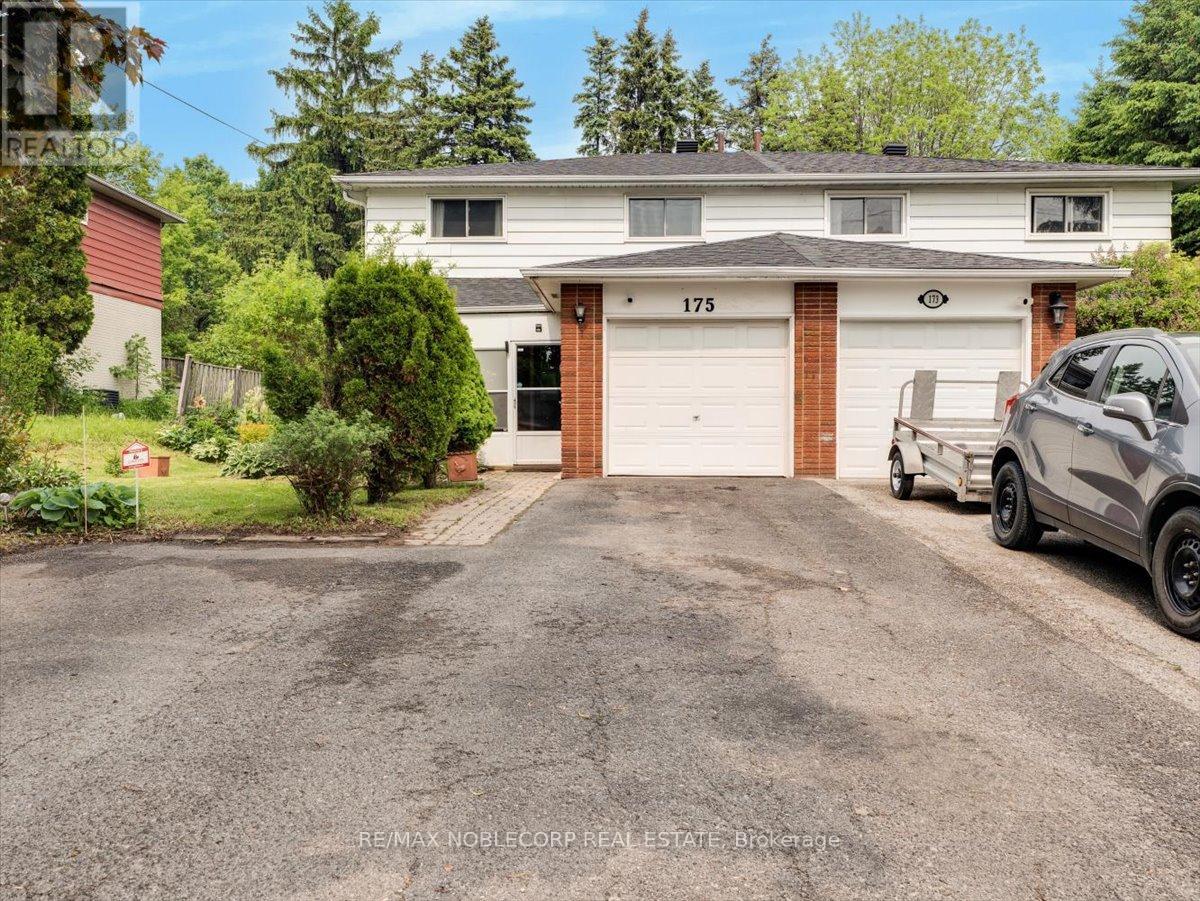 175 Toronto Street, Barrie, Ontario  L4N 1V6 - Photo 1 - S12202990