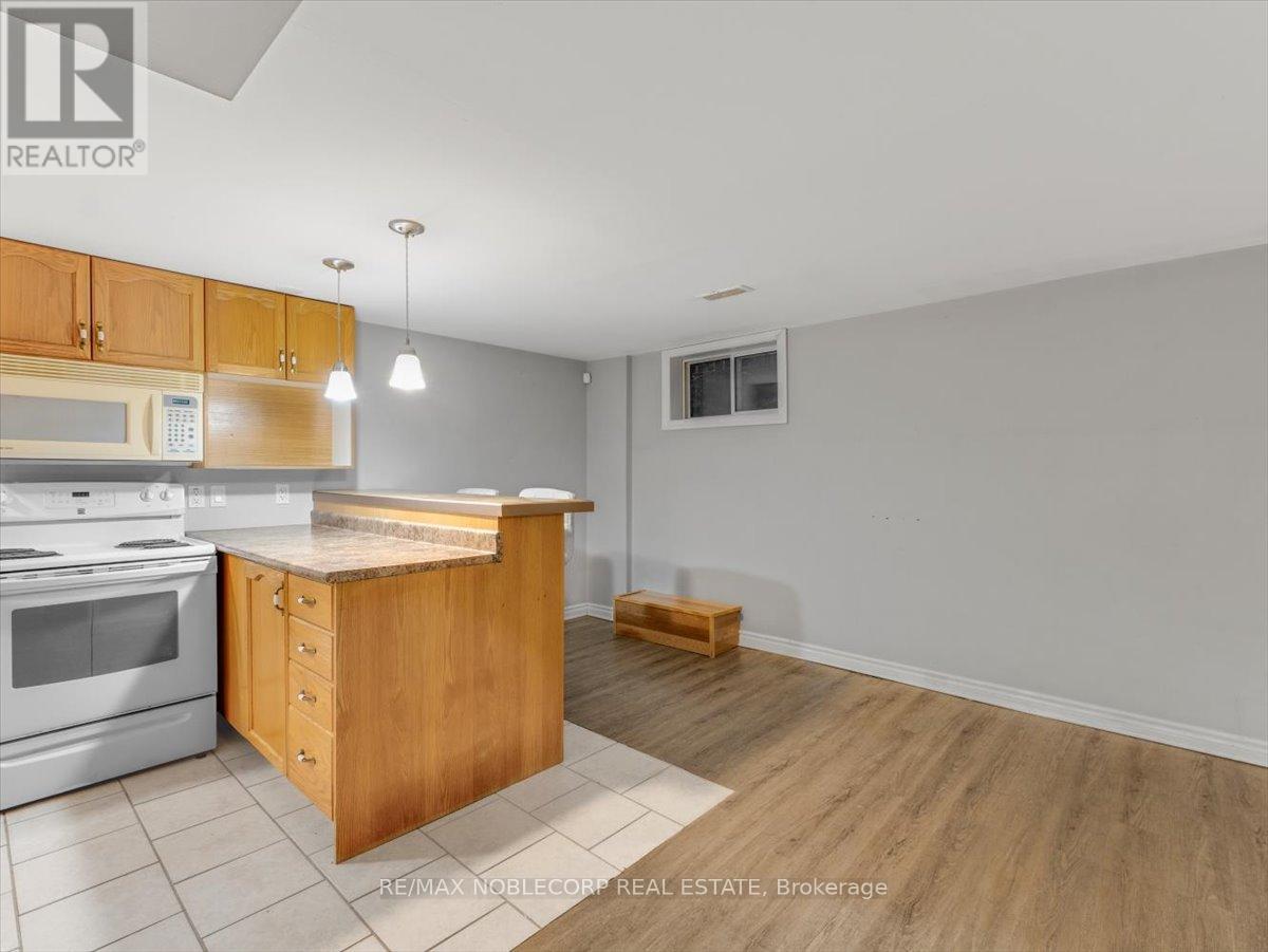 175 Toronto Street, Barrie, Ontario  L4N 1V6 - Photo 20 - S12202990
