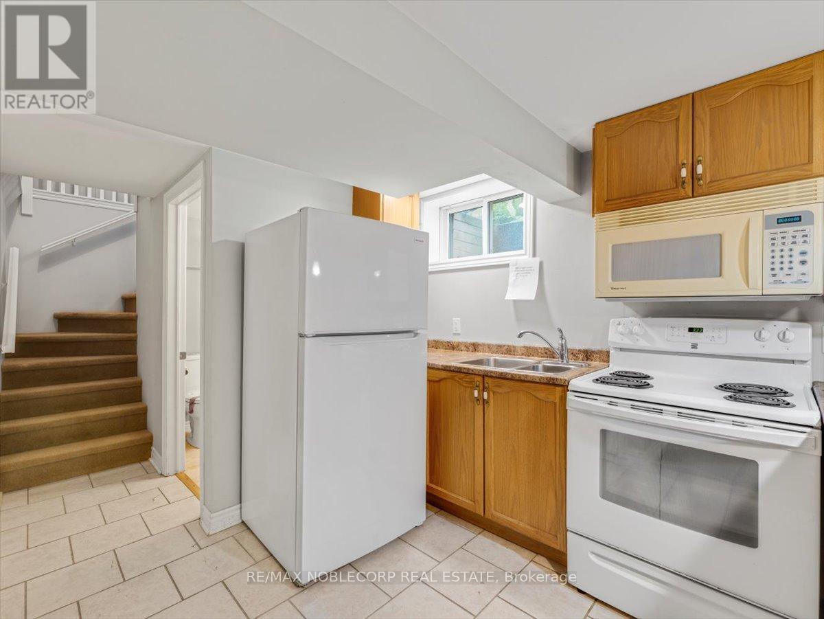 175 Toronto Street, Barrie, Ontario  L4N 1V6 - Photo 22 - S12202990