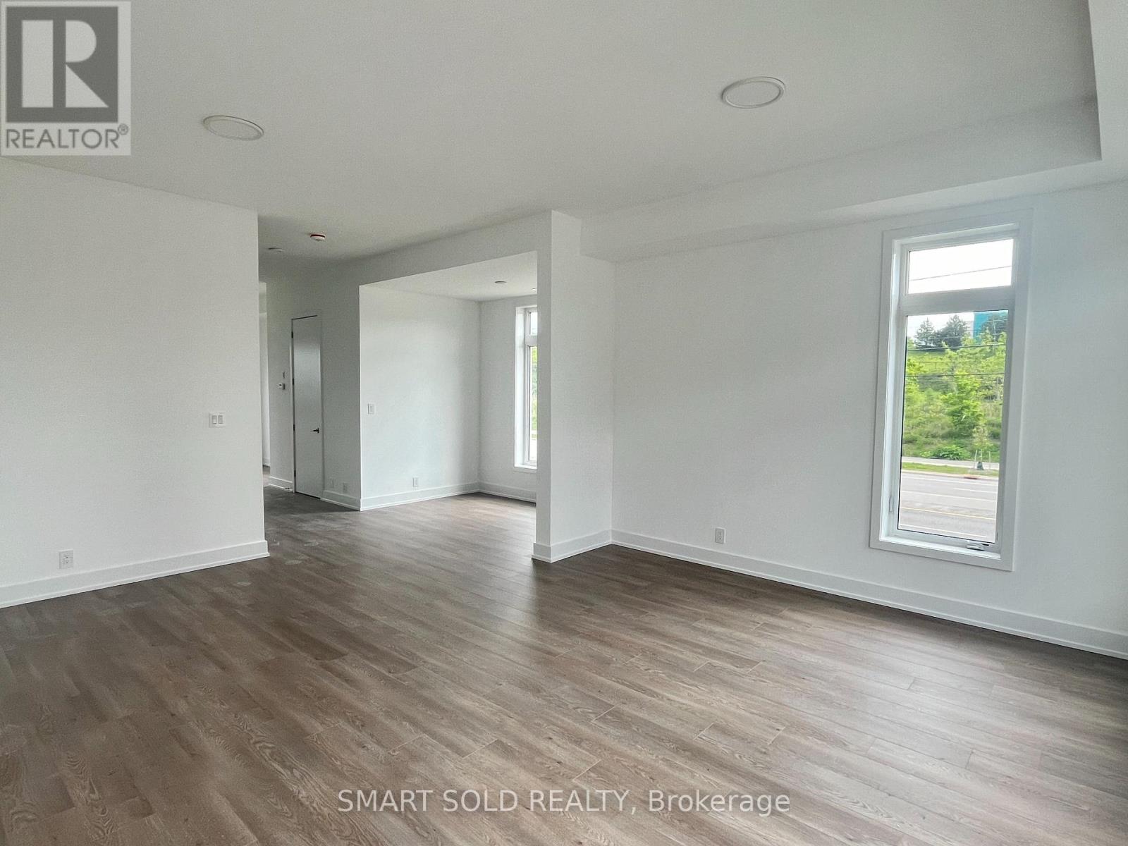 2 Chestnut Court, Aurora, Ontario  L4G 4A4 - Photo 10 - N12212212