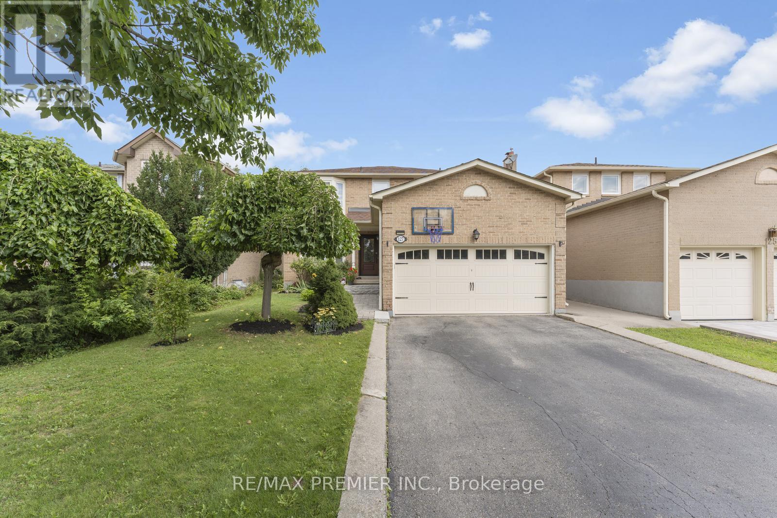 127 O'CONNOR CRESCENT, Richmond Hill, Ontario
