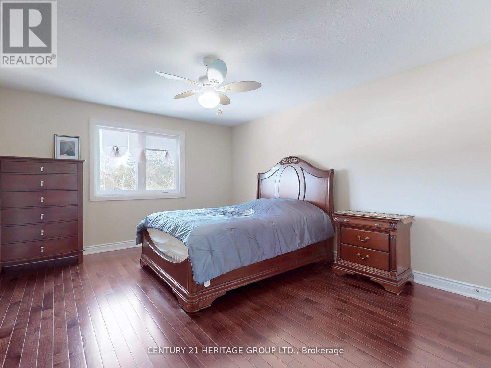 896 Booth Avenue, Innisfil (Alcona), Ontario  L9S 0A5 - Photo 32 - N12212288