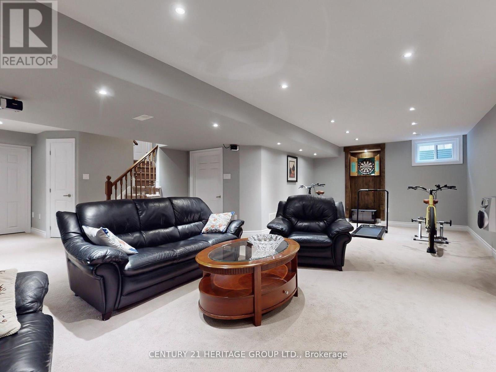 896 Booth Avenue, Innisfil (Alcona), Ontario  L9S 0A5 - Photo 40 - N12212288