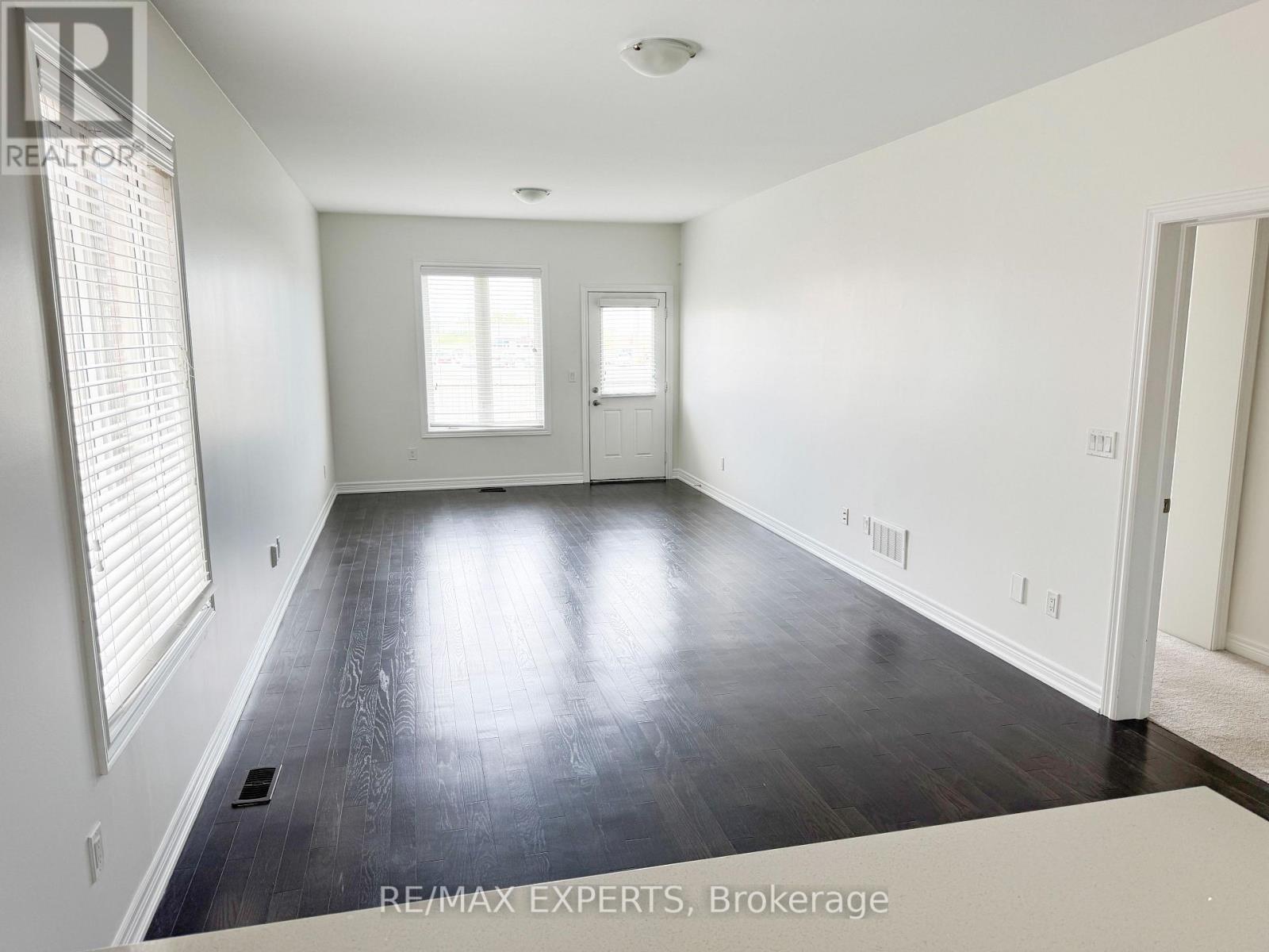 91 Kingsmere Crescent, New Tecumseth (Alliston), Ontario  L9R 0K6 - Photo 8 - N12212302