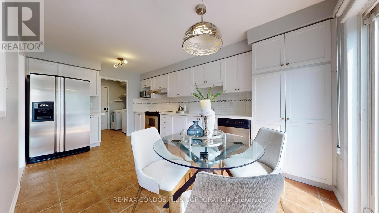 42 - 1290 Heritage Way, Oakville (Ga Glen Abbey), Ontario  L6M 4M5 - Photo 8 - W12212058