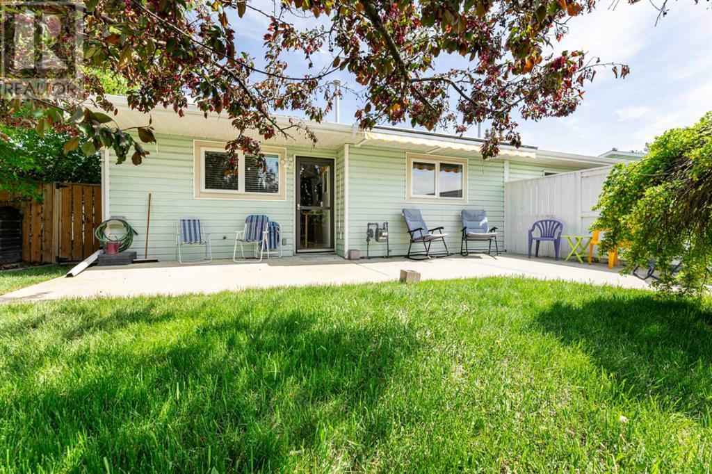 136 Erickson Drive, Red Deer, Alberta  T4R 2C3 - Photo 16 - A2225552